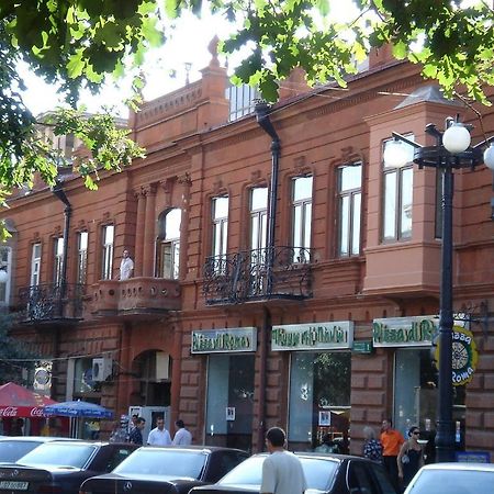 Downtown Inn Erivan Exterior foto